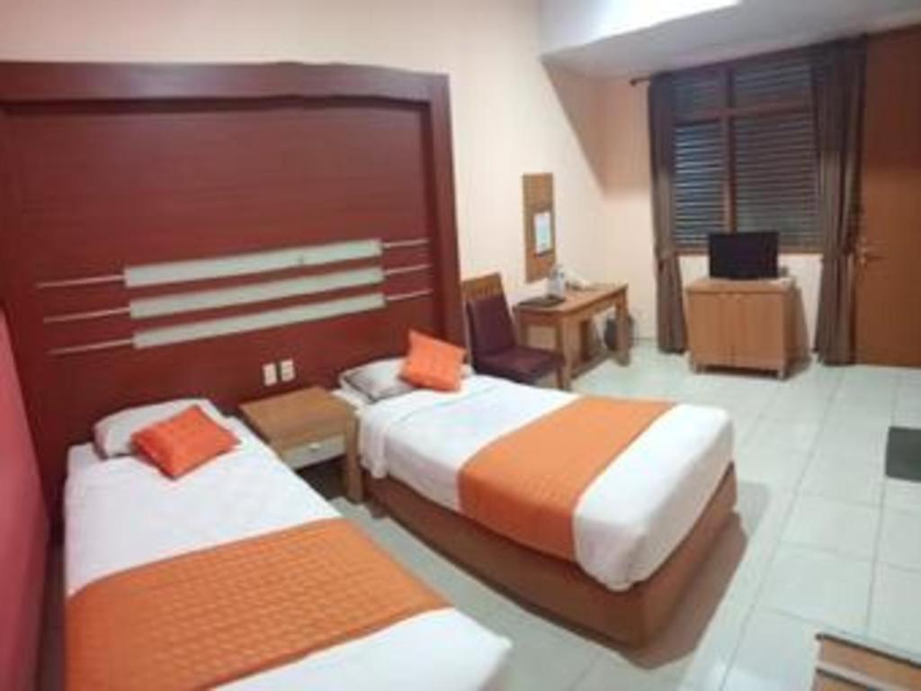 Hotel Senen Indah Syariah 2*