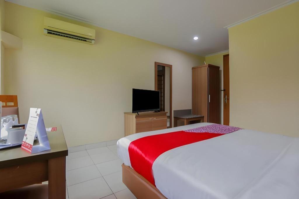 Senen Indah Syariah Hotel