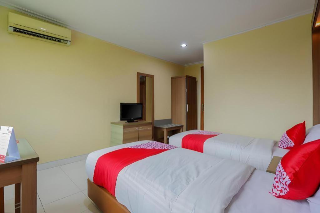 Senen Indah Syariah Hotel